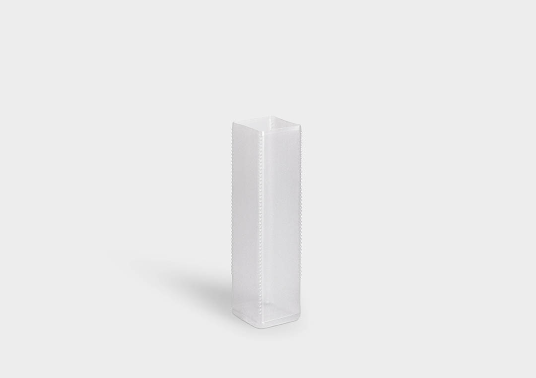 Packaging tube QuadroPack QuadroPack: a square telescopic protective packaging tube with ratchet length adjustment.